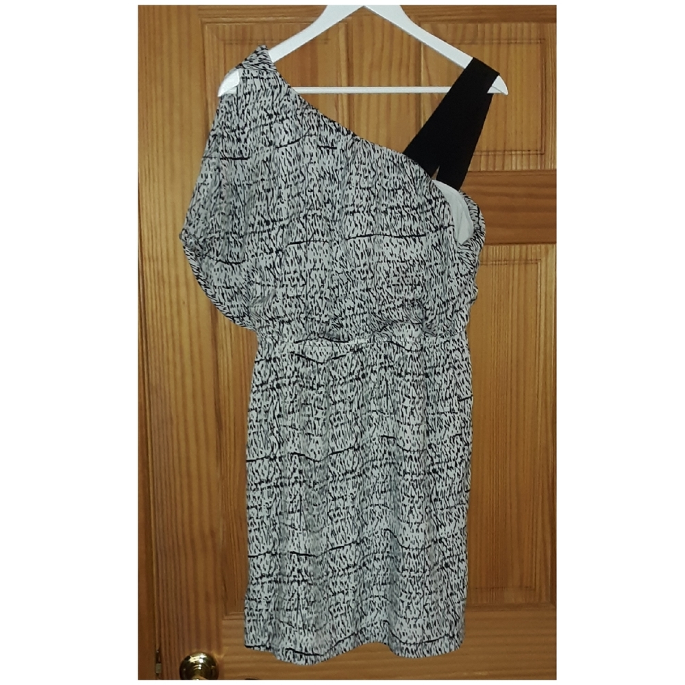 🎉 2/$38 🎉  BCBGeneration Dress